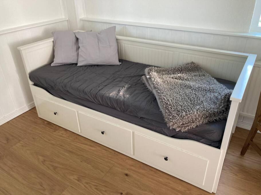 Fin Laegenhet Mitt Pa Bjaerehalvoen Apartment Båstad Екстериор снимка